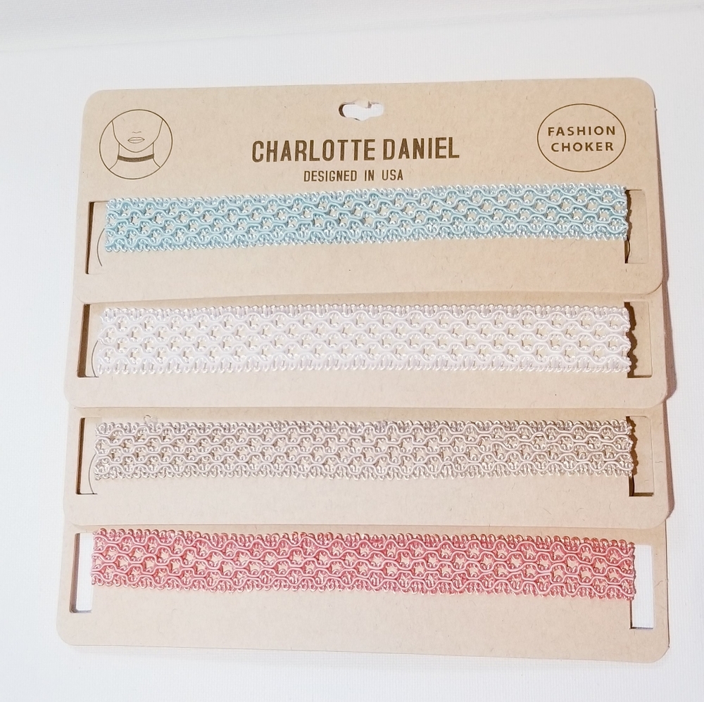 Chokers set of 4